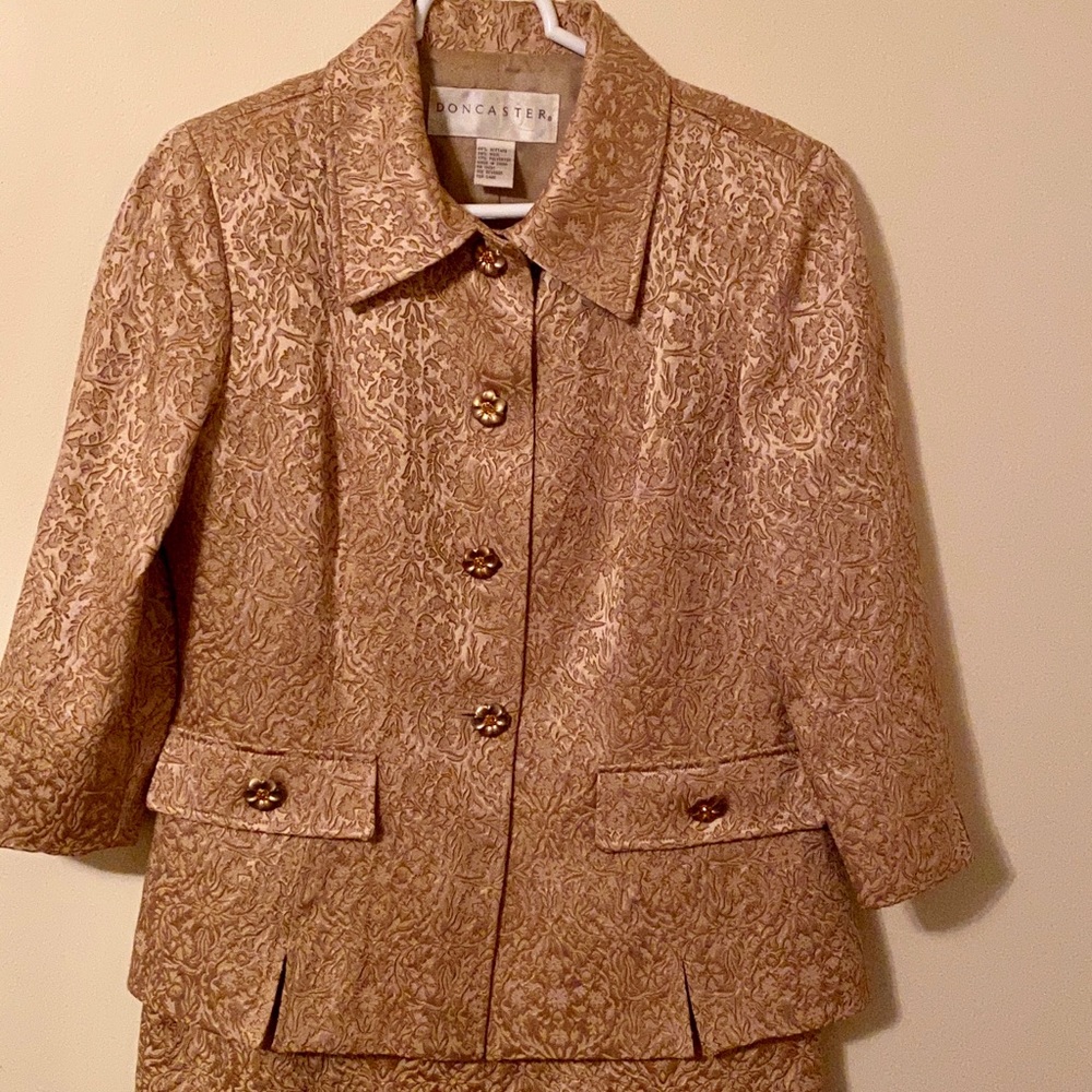 Doncaster Suit